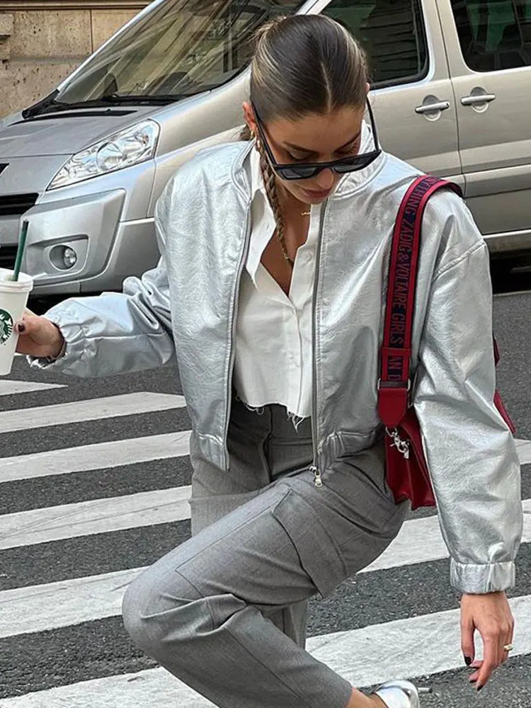 

Fashion Faux Leather Metallic Bomber Jackets Women Casual Long Sleeves Silver Zipper Coat New Autumn Chic Office Lady Streetwear