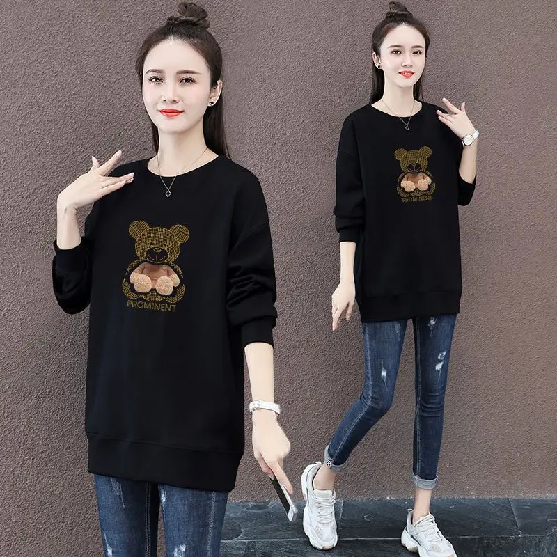 Mom Outfit Spring and Autumn New Crew Neck Large Size Sweatshirts Solid Color Little Bear Embroidery Splicing Mid-length Tops