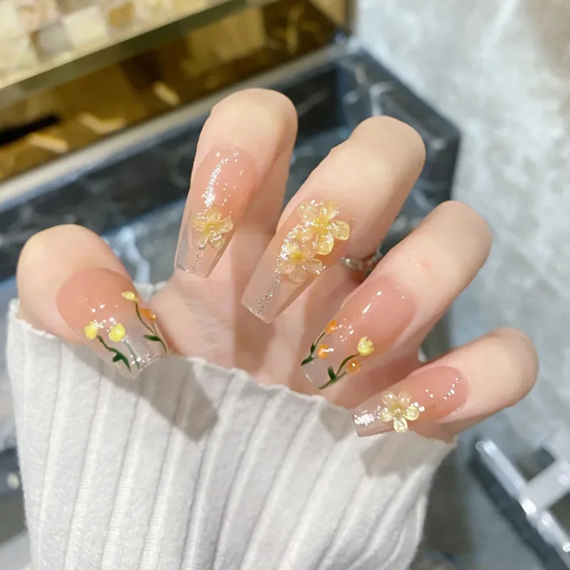 ネイルアートフルカバー人工偽爪パッチドリル付き立体レリーフ蝶ネイル