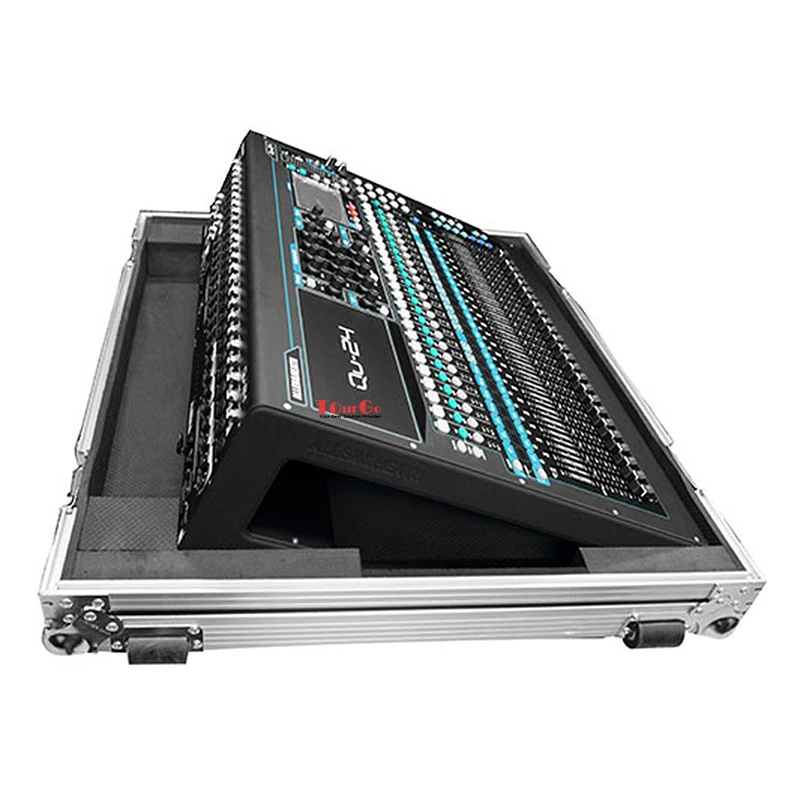 Allen & Heath QU-24 デジタルミキサー (フライトケース付き/中古・美品） Allen & Heath QU-24 ミキサー フライトケース (ホイール付き