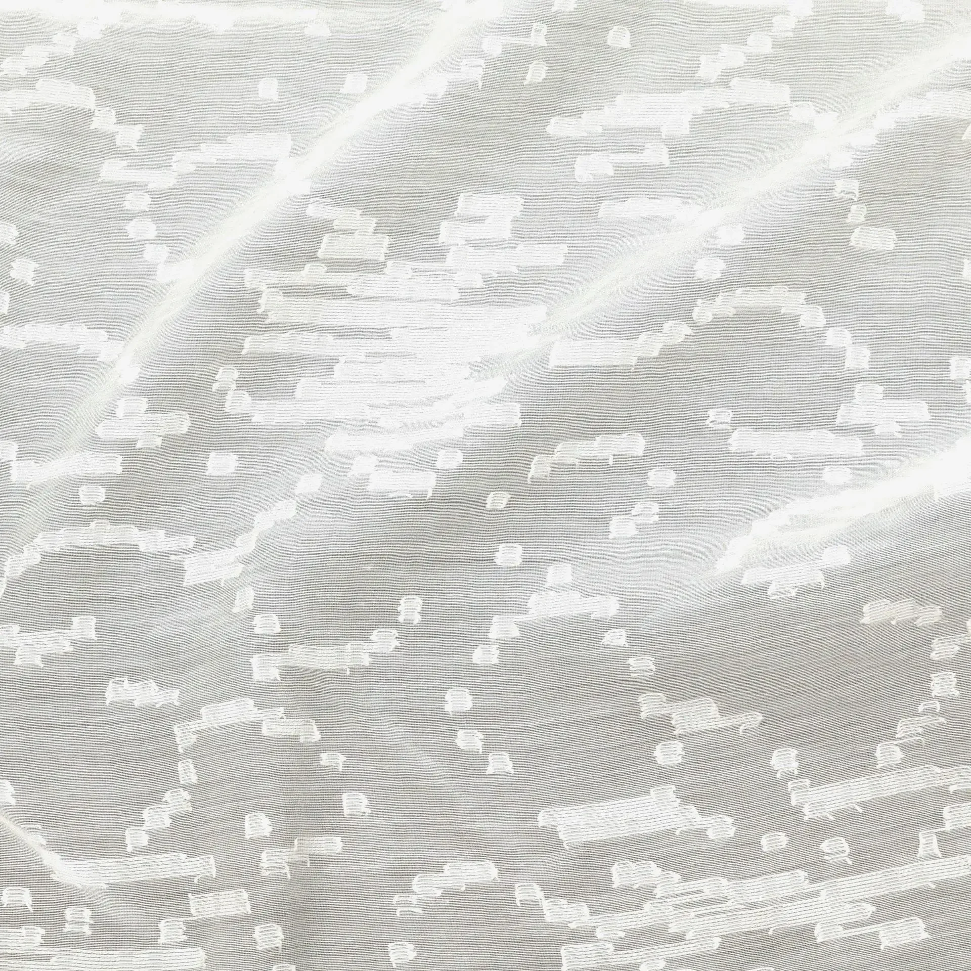 ZP12-L28 Tka Embroidered Pattern Fabric with Cut out Design Lyocell Silk Spring Summer Strap Dress Material