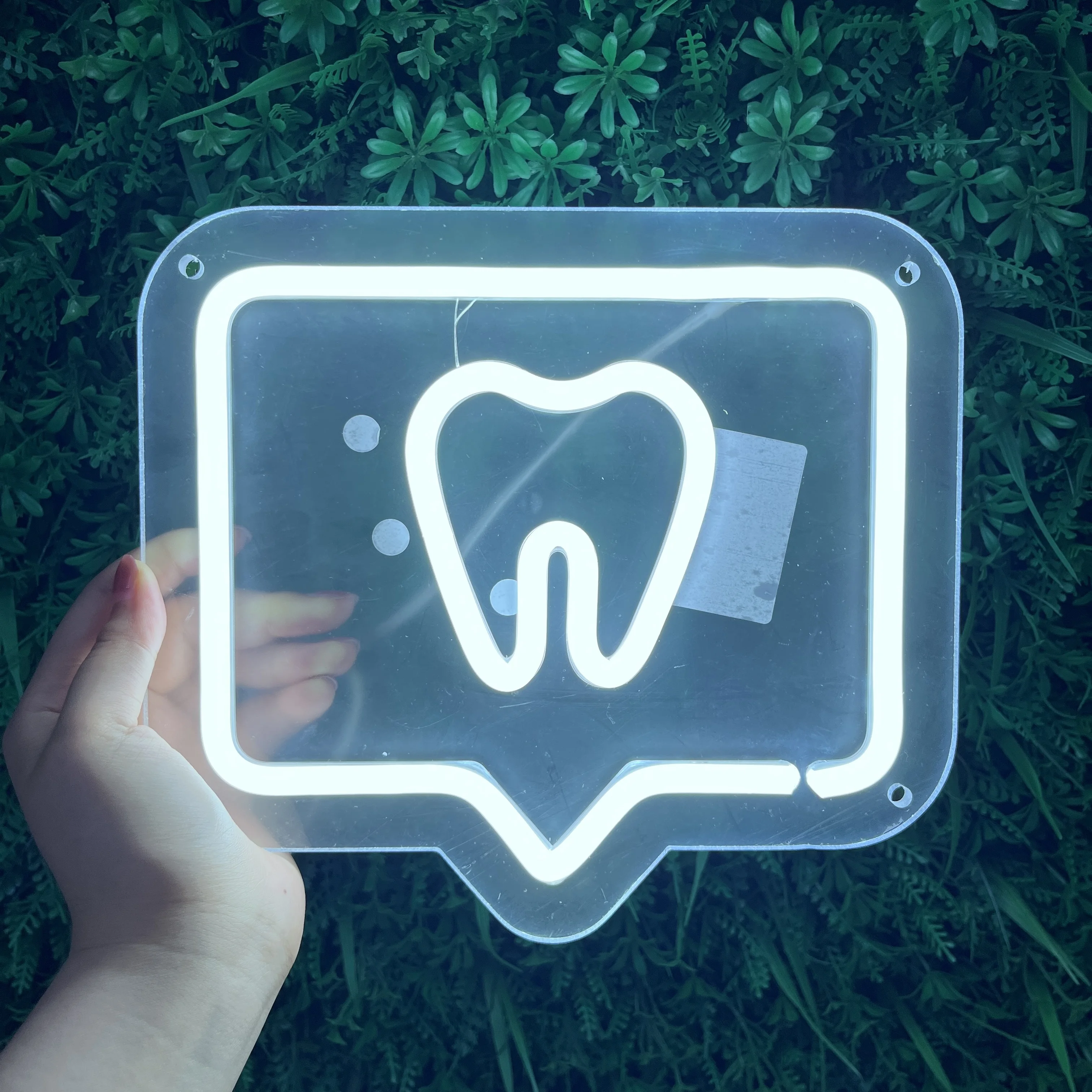 Teeth Logo USB Neon Sign Tooth Led Neon Light Dentist's Office Wall Window Decor Welcoming Sign