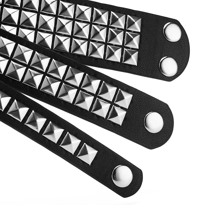 Y2K Wrist Fashion Square Bead Rivet Wrist Strap Personalized Retro Pyramid Punk PU Bracelet Belt Strap Suitable for Men Women
