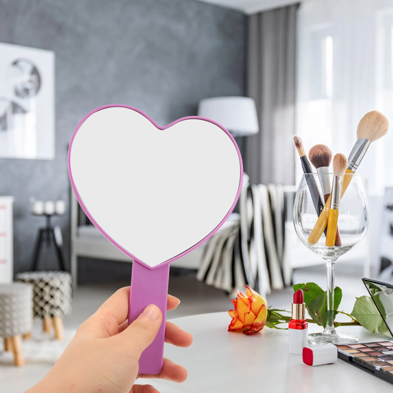 

Handheld Vanity Mirror Heart Shaped Small Mirrors With Handle Portable Travel Carry Makeup