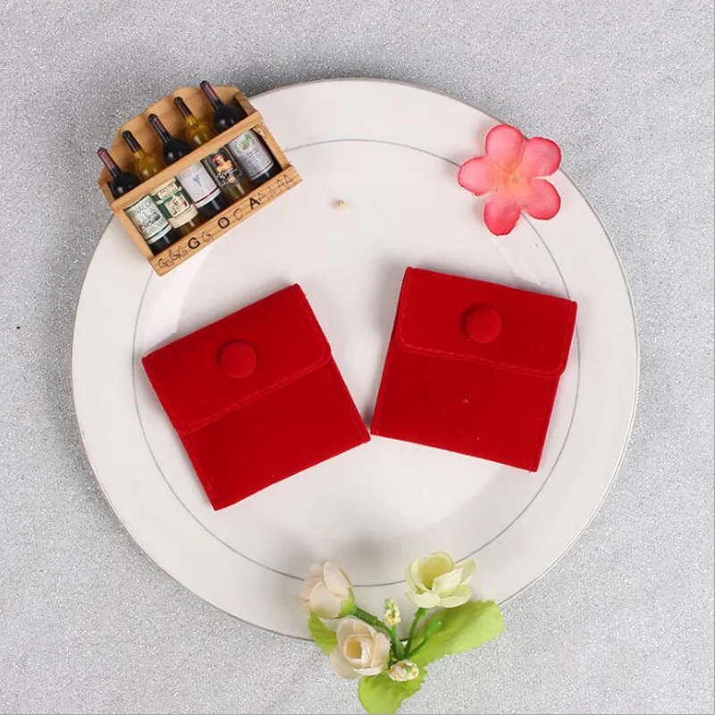 10pcs/lot 7x7, 8x10, 10x10cm Envelope Style Double-sided Folded Flocking Cloth Jewelry Gift Bags Covers Snap Velvet Pouches