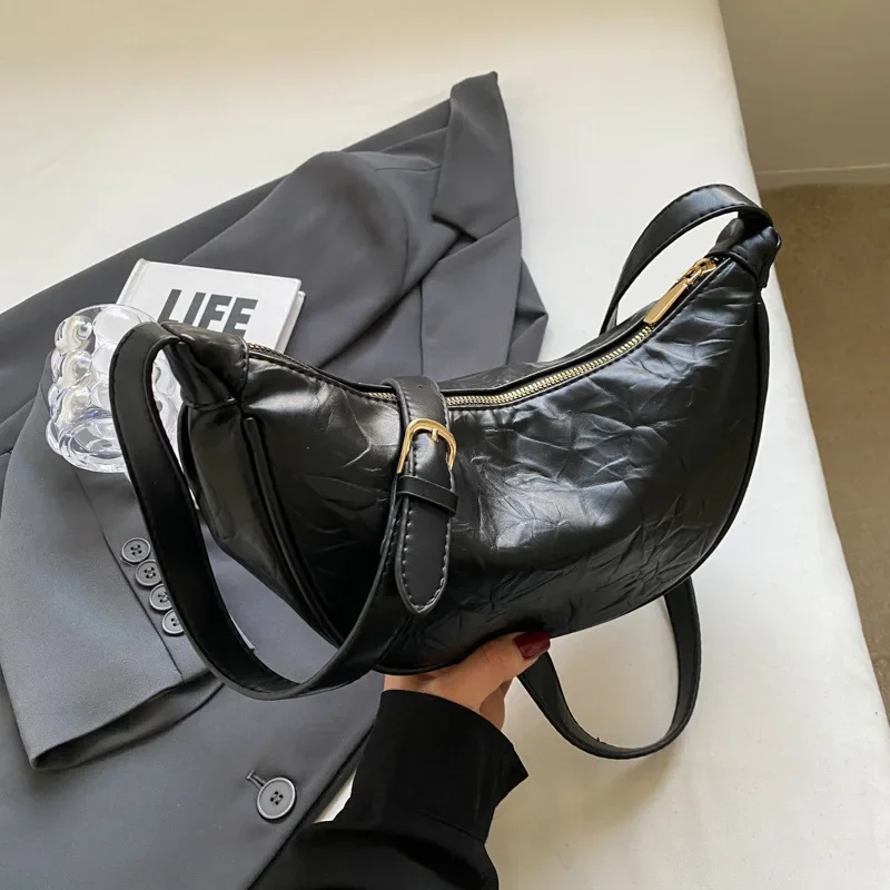 Dumpling Women's Japanese and Korean Ins All-Match Messenger Casual Large Capacity Solid Color Commuter Shoulder Underarm Bag