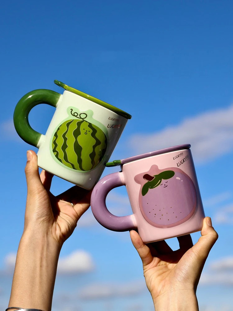 

Милая летняя керамическая кружка для фруктов с ручной росписью, 380 мл, с крышкой, ложкой, для воды, сока, для девушек