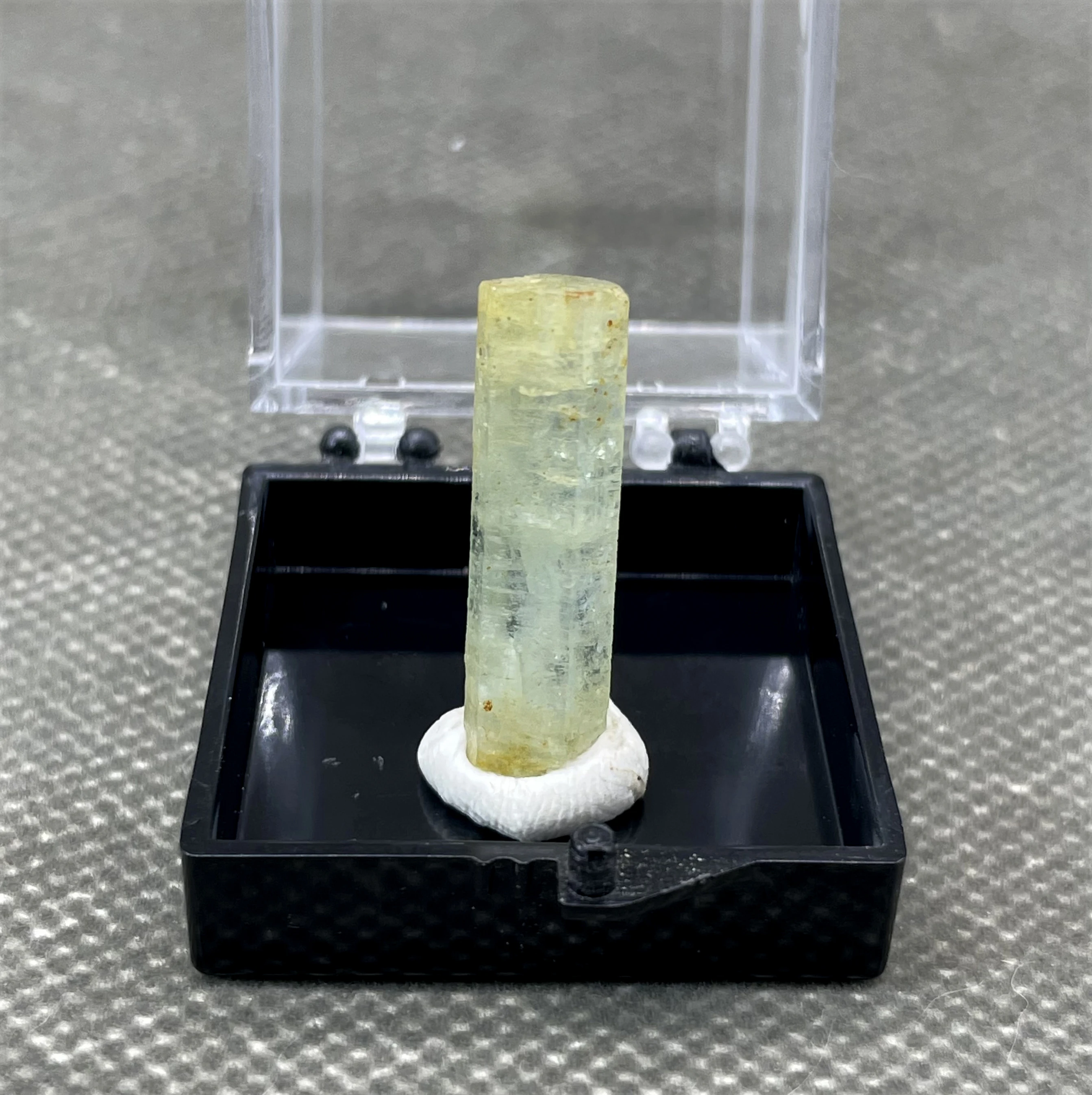 Natural Brazil Aquamarine Mineral specimen + box size 3.4cm + healing quartz crystals and stones rock gemstone 2