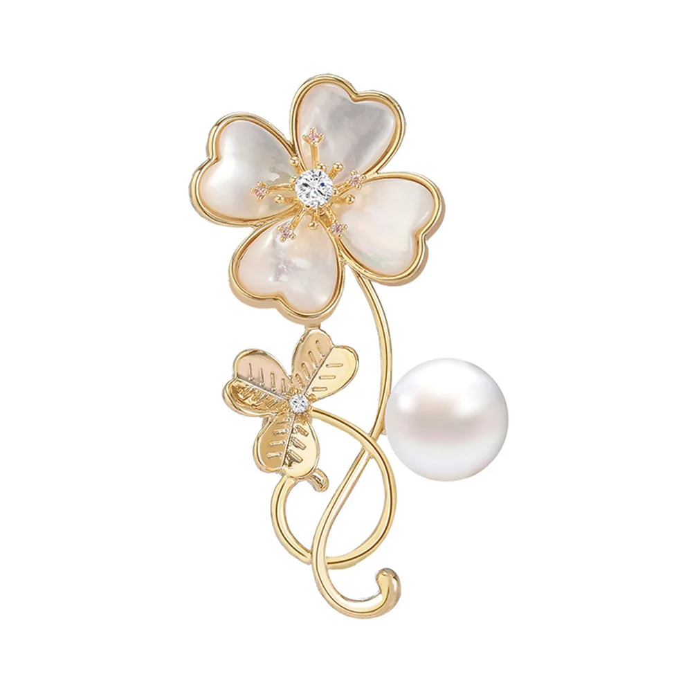 Lucky Four Leaf Clover Brooches White Shell Flower Brooch Luxury Designer Jewelry Women's Corsage Clothes Accessories Gifts