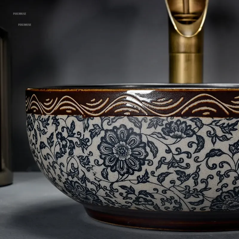 Retro Bathroom Sinks European Ceramic Home Bathroom Washbasins Countertop Basin Small Size 35cm Washing Sink Round Single Sink D 4