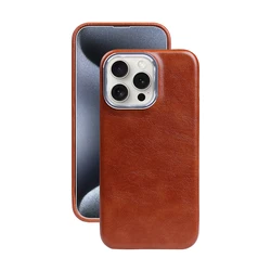 Luxury Classic Retro Textured Metal Frame PU Leather Phone Case - iPhone 13 14 (Light brown)