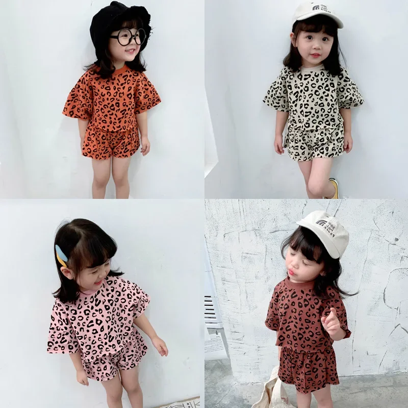 Kids clothing set girls clothing set Summer Children's girls Clothing Sets Fashion Print Short Sleeve T-Shirt + Shorts 2 Pcs