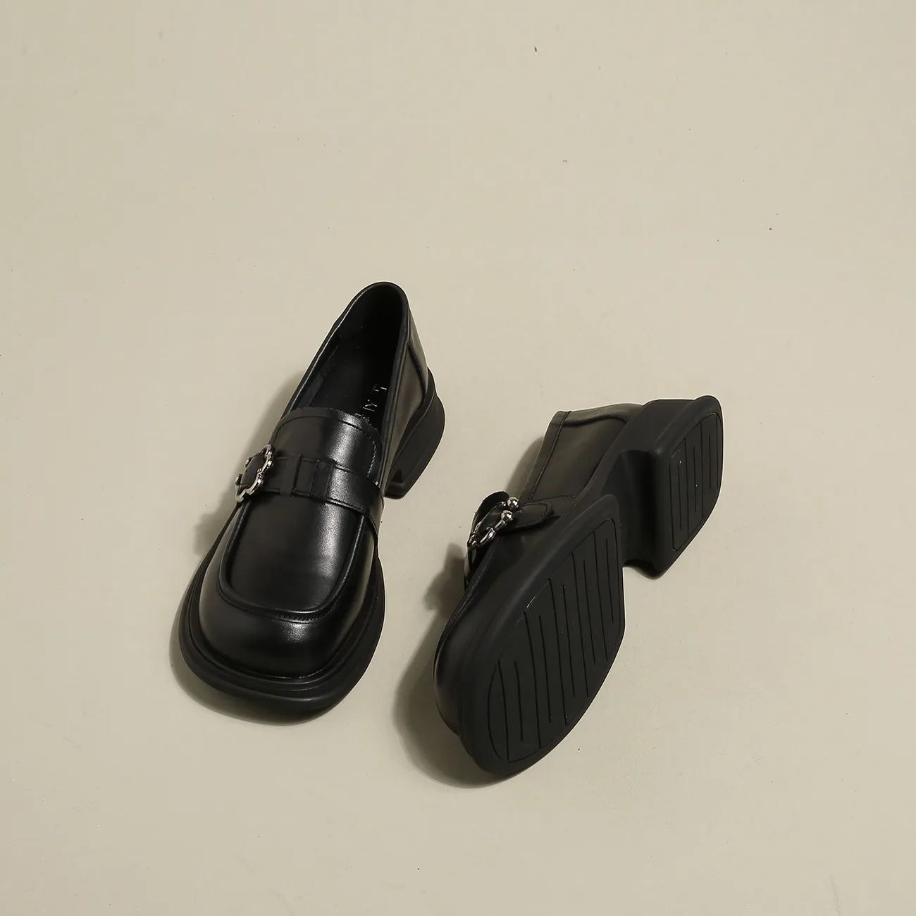 Soft Leather Loafers Women's Shoes Soft Sole2022 Autumn New Flat Retro British Style Pumps Women's Shoes Small Leather Shoes