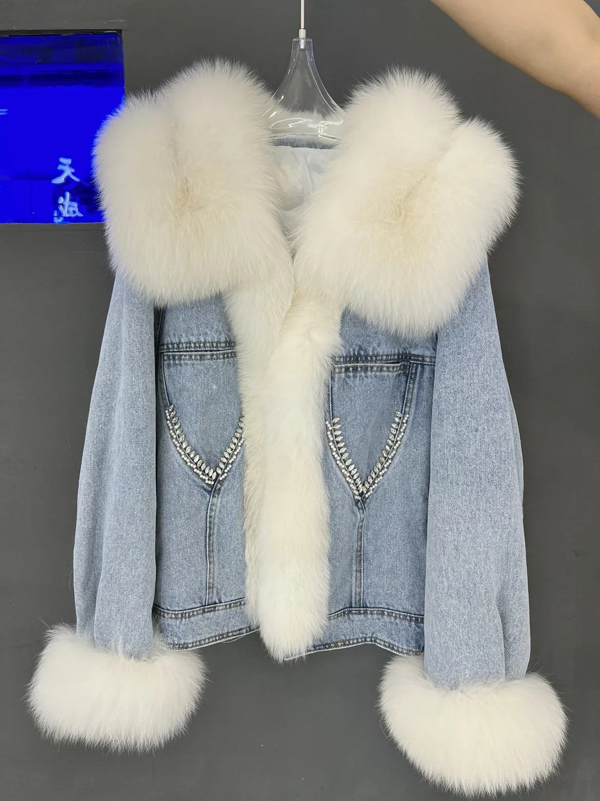 Real Big Fox Fur Collar Cowboy Coat Navy Light Luxury 2023 New Thick Warm Fluffy Fur Casual Knitted Goose Down Jacket for Women