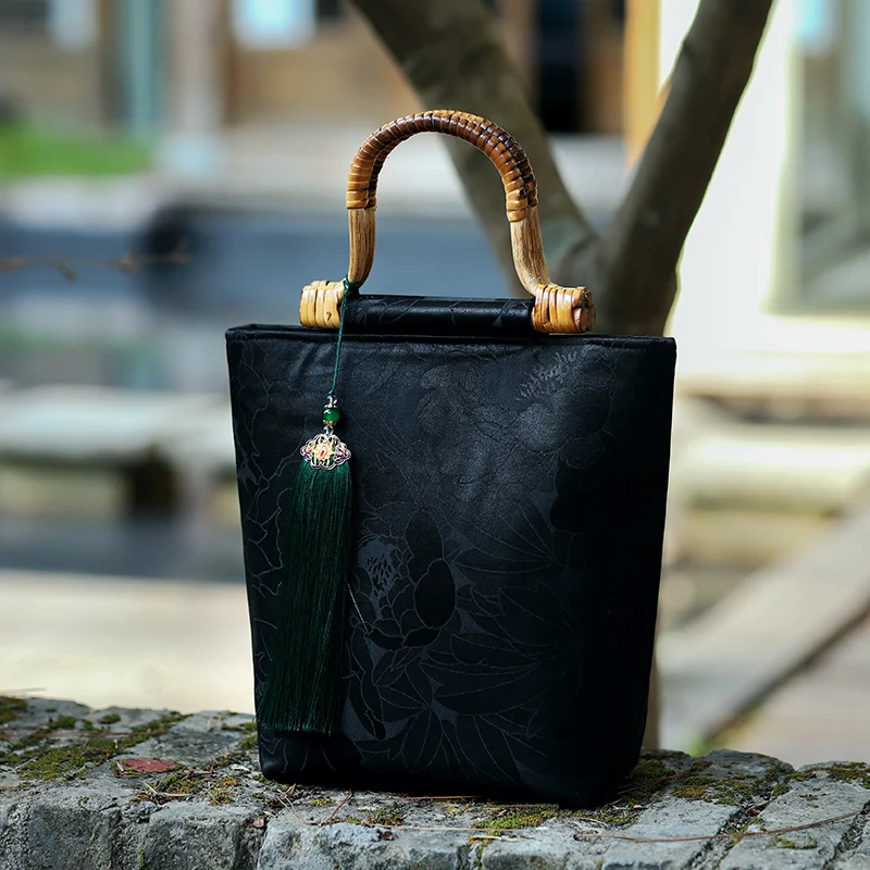 Large Capacity Bamboo Handle Xiangyun Yarn Retro Style Han Chinese Clothing Cheongsam Hand Holding Tote