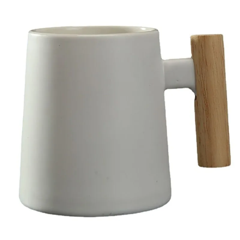 

Creative Simple Wooden Handle Ceramic Mug Large-capacity Coffee Cup Office Water Cup with Lid Spoon Porcelain Coffee Gift 450 ML