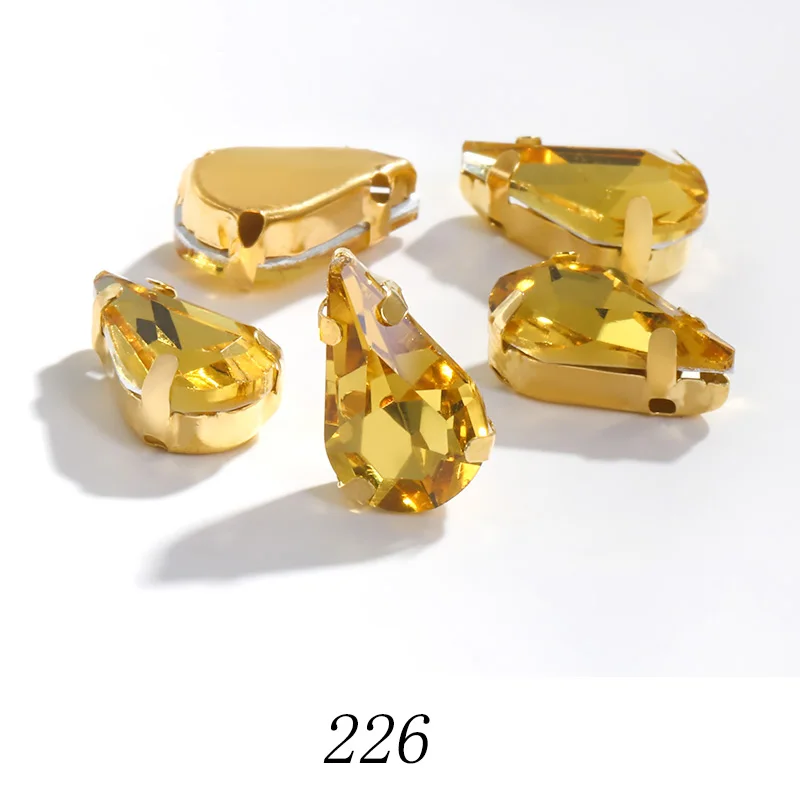 226 Light Topaz