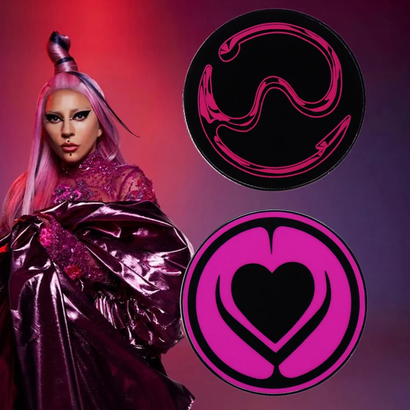 Жесткая эмалированная заколка LadyXGaga в стиле танц-поп Обложка для альбома яркий