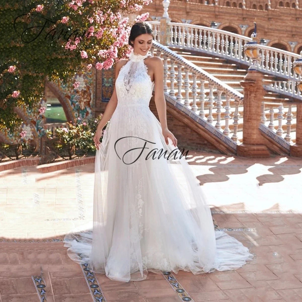 

Vintage Halter Neck Women Wedding Dresses Sweep Train Lace Appliques Open Backl Bride Three Quarters Sleeve Bridal Gowns