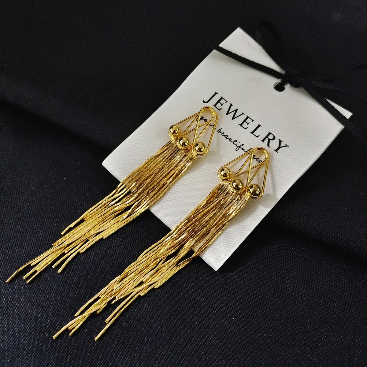 2024 wedding personality jewelry fashion shiny long tassel pendant women's earrings party jewelry wedding banquet accessories