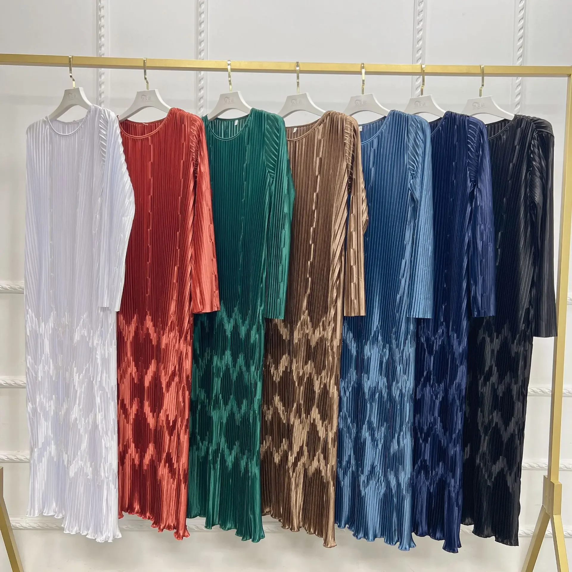 Modest Dresses for Muslim Women Under Abaya Dubai Luxury Long Pleated Arabic Dress Turkish Islamic Clothing Robe Longue Vestidos