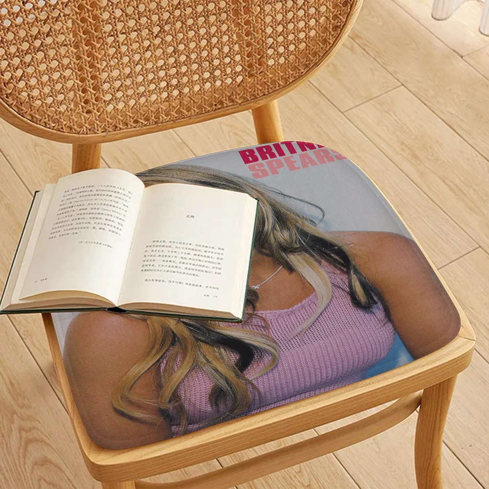 Singer Britney Spears Cushion Mat Nordic Printing Chair Cushion Soft Office Car Seat Comfort Breathable 45x45cm Sofa Cushion 2