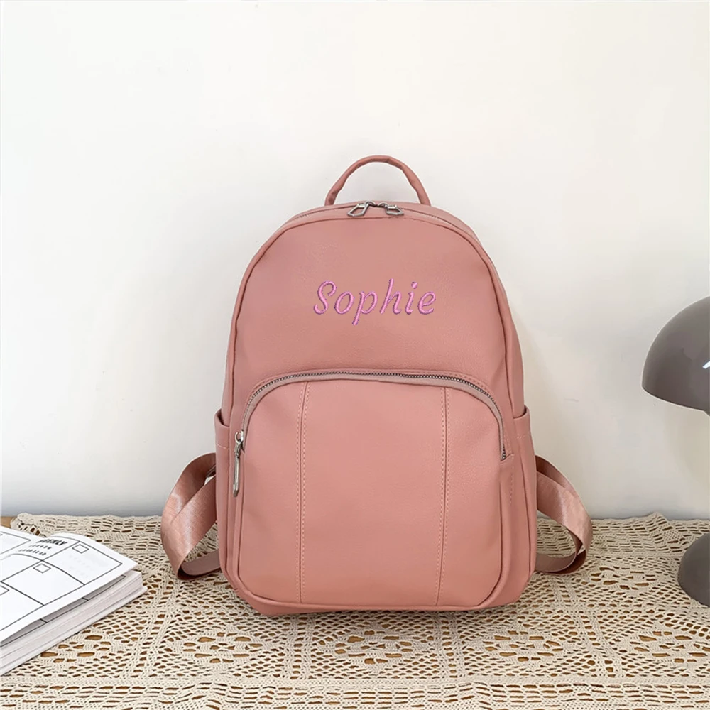 Рисунок 2 - Сумка для книг в стиле Академии с вышивкой