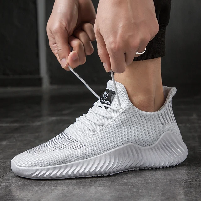 2022 scarpe da uomo Sneakers maschili di alta qualità traspirante moda palestra Casual Light Walking calzature taglie forti Zapatillas Hombre 1
