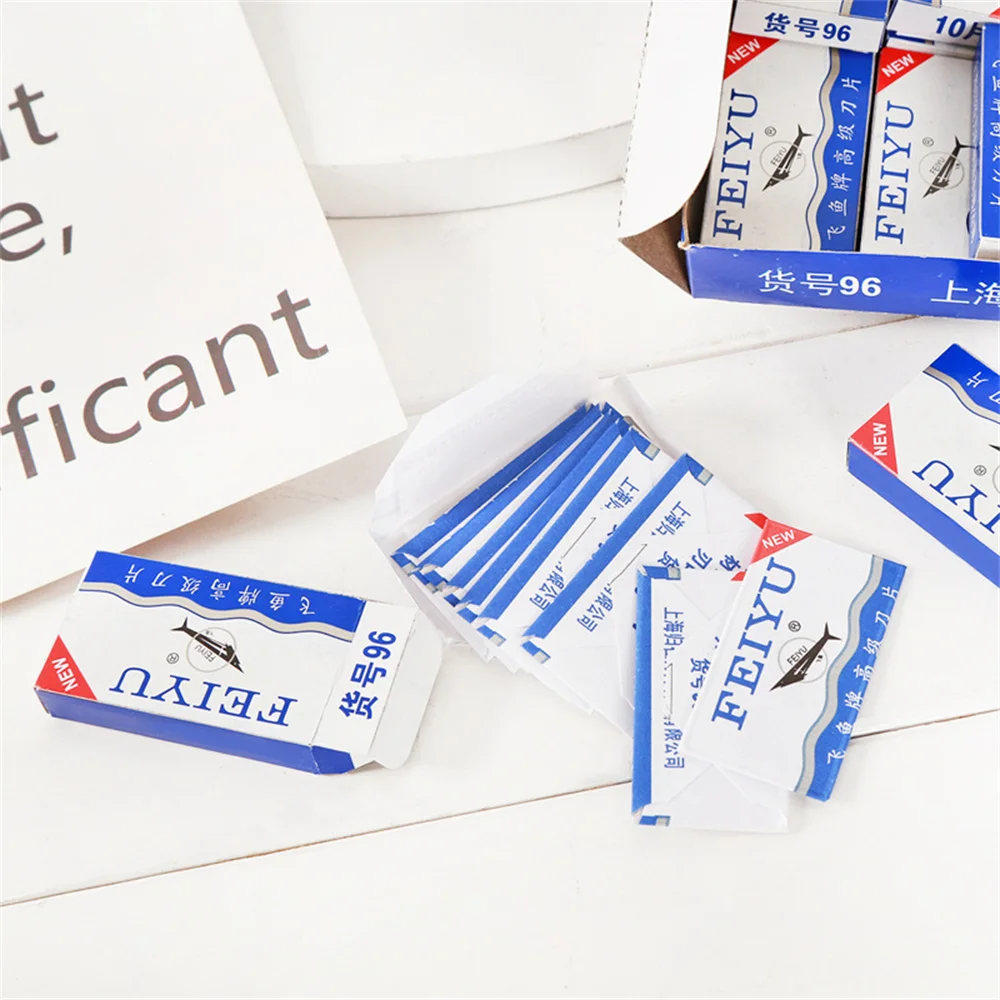 Рисунок 4 - Бритвенные лезвия с двойной кромкой