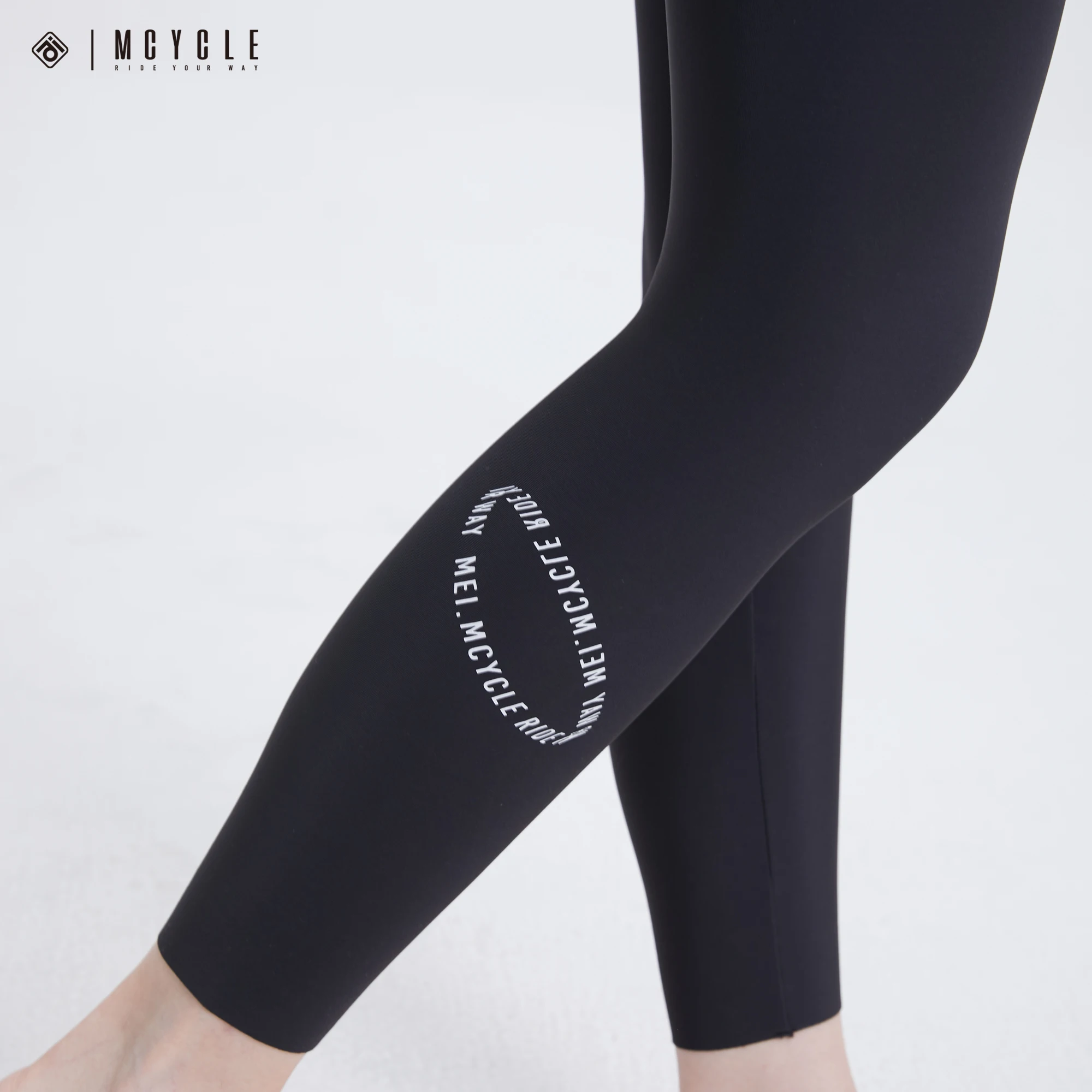 Mcycle Unisex Winter Cycling Bibs Pants Anti-cold Bike Bib Tights Keep Warm Gel Pad Shockproof Thermal Fleece Bicycle Bib Tights