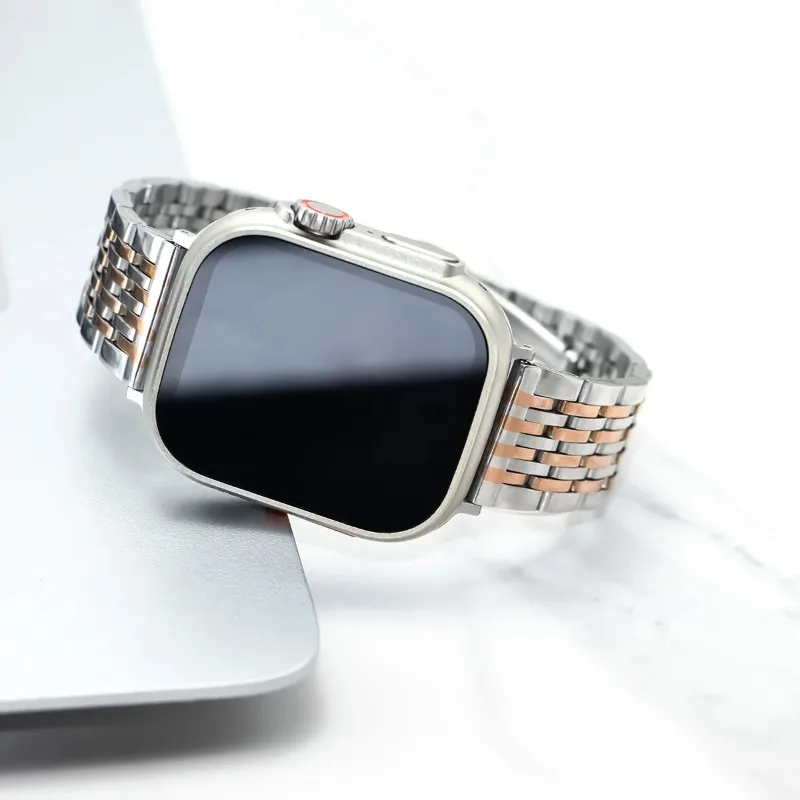 Sleek Metal Link Bracelet