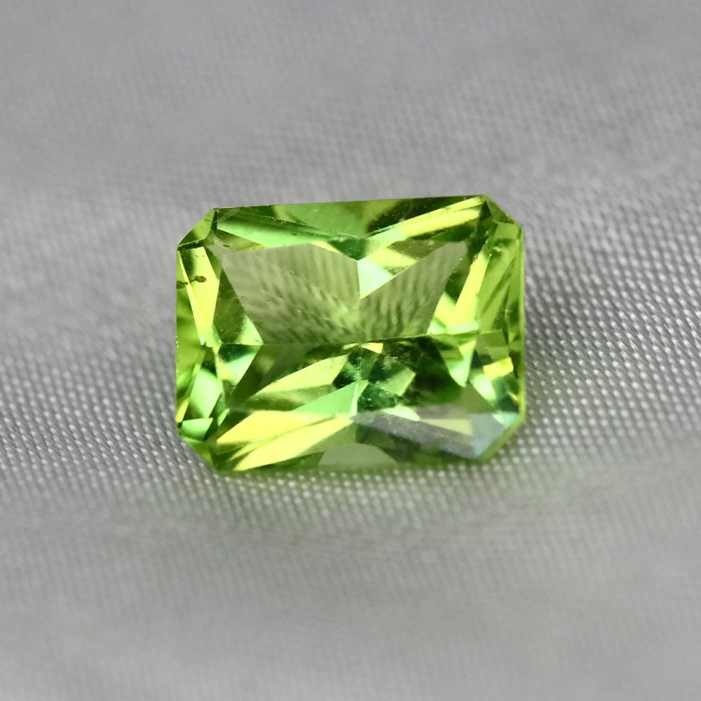 Peridot Gemstone Natural Green Olivine 7X9mm 25ct Small Octagon Jewelry Ring Pendant Earring Stone Jewelry Customization