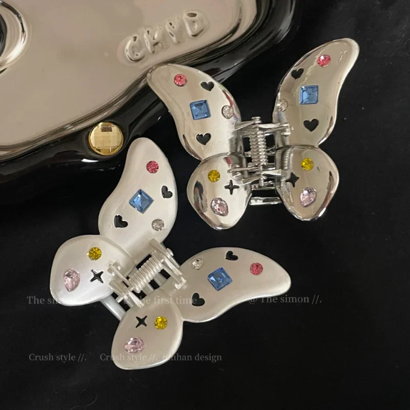 

Sweet Colorful Heart Rhinestone Butterfly Hair Claw Clips Korean New Summer Insect Hairpin Charm Hair Accessories for Women