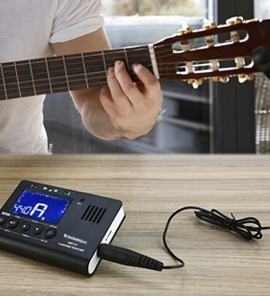 Description Picture 6 of itemMiwayer Guitar capo for 6 String Steel Acoustic and Electric Guitars with 4 Picks for Free