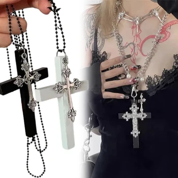 Y2K Wood Cross Black Drill Pendant Necklace for Women Men Fashion Vintage Cool Spicy Girls Hip Hop Necklace Party Jewelry Gifts 1