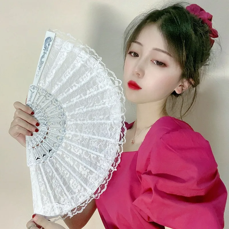 Folding Fan Hand Fan Fashion Wedding White Lace Folding Fan Plastic Wedding Cosplay Party Home Decorative Fan Ancient Bride Hand Decoration