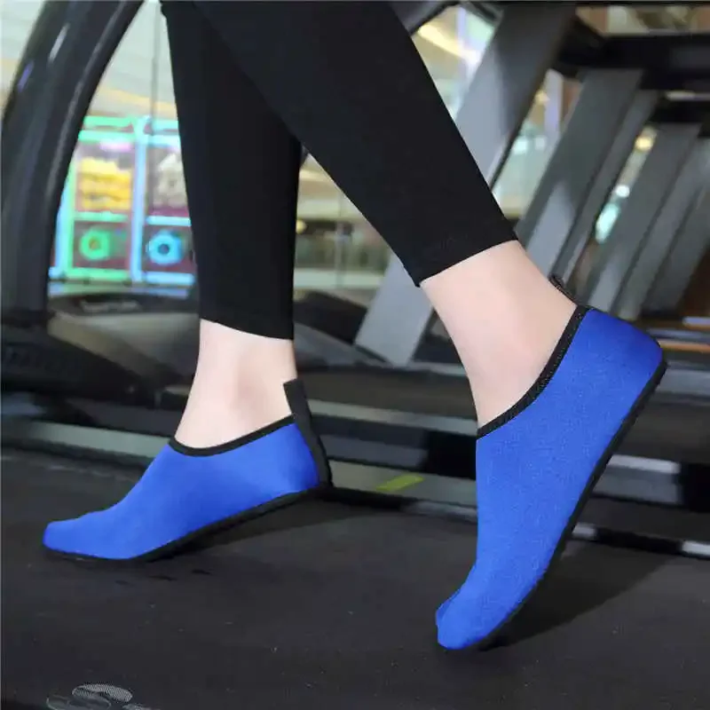 

Size 9 Men's Slip-Flops Luxury Brand High Quality Men Sandals Leather Luxury Luxury Designer Slippers Men Boy Men's Shoe Tennis