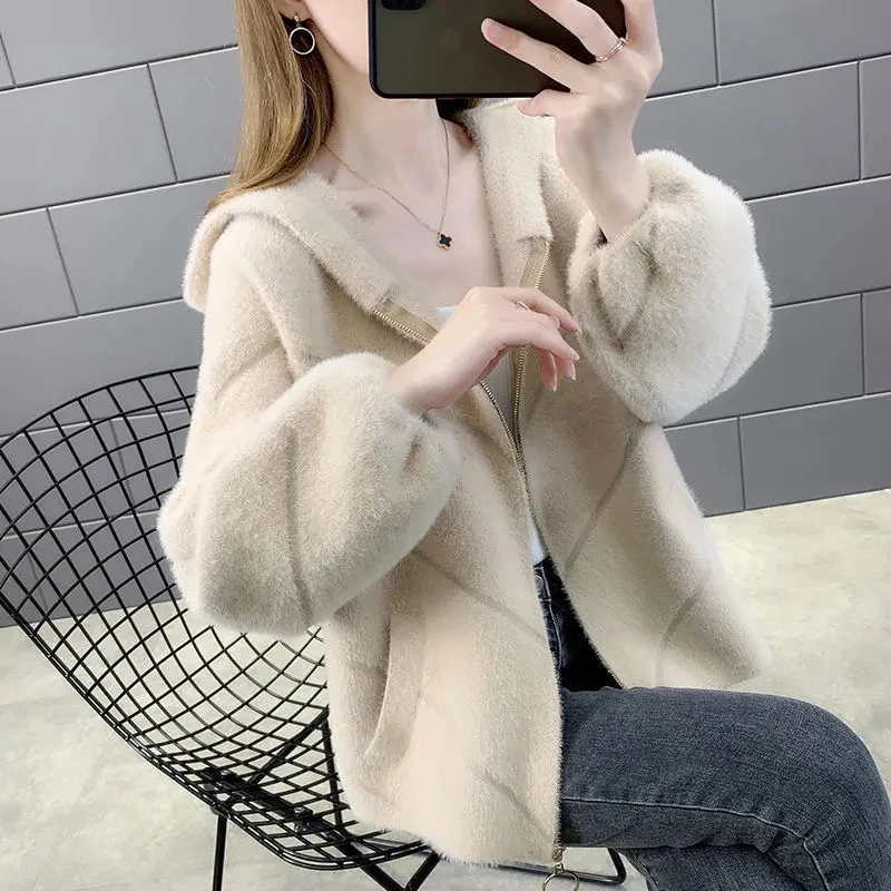 

New Autumn Winter Hooded Imitation Mink Velvet Woolen Coat Women Loose Cardigan Coat Outwear Female Long Sleeve Zipper Jacket