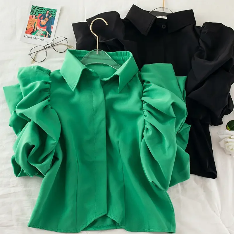 เสื้อเชิ้ตทรงโคมไฟ ฤดูร้อน 2026 สีดำ ขาว