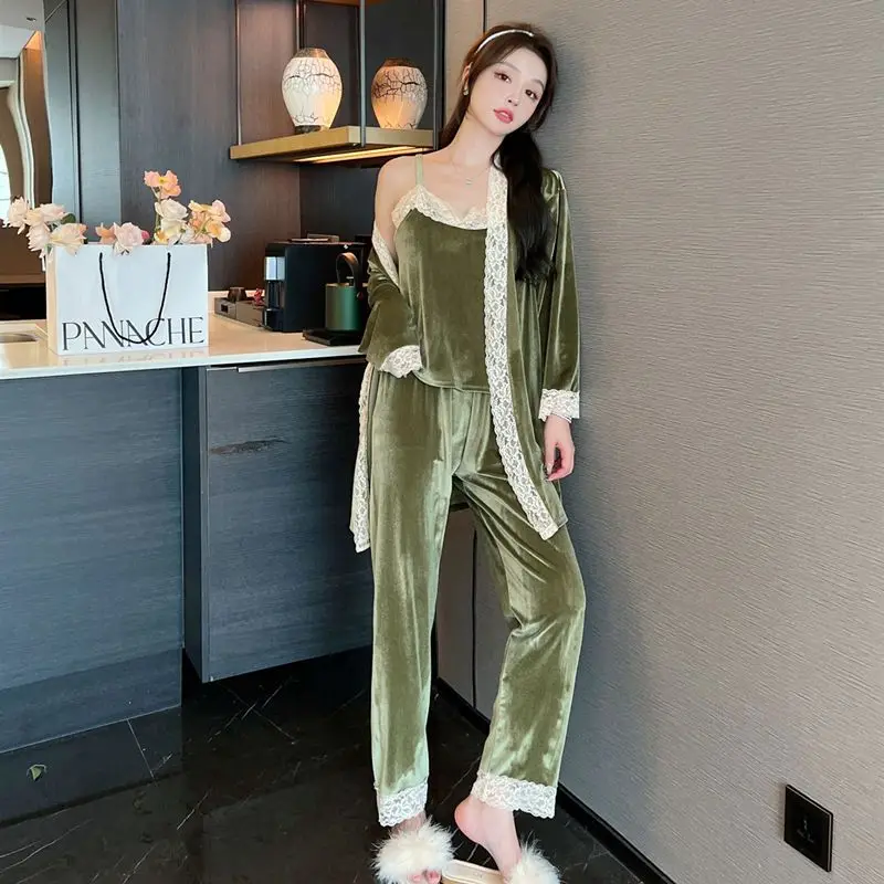 Autumn Winter Pajamas Women Lace Sweet Lace Gold Velvet Sleepwear Three-Piece Set Female Long Sleeve Luxury Nightgown Homewear