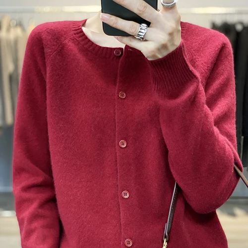 가을, 겨울에 어울리는 여성용 캐시미어 스웨터 가디건의 매력 추천