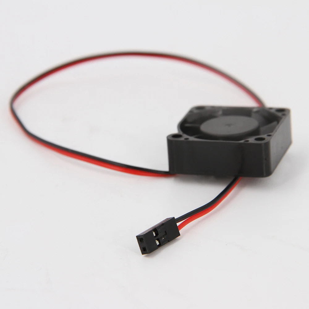 High-Performance RC Fan with Rapid Cooling and Adjustable Voltage