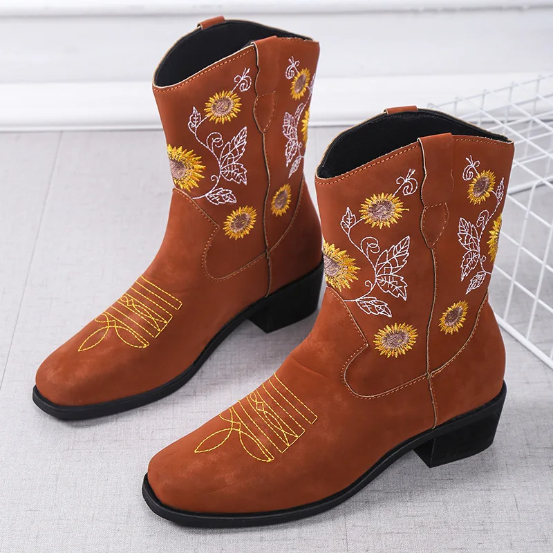 Autumn and Winter Women Boots New Denim Boots Embroidered Martin Boots Anti Slip Knight Boots Fashion Women Shoes Platform Shoes