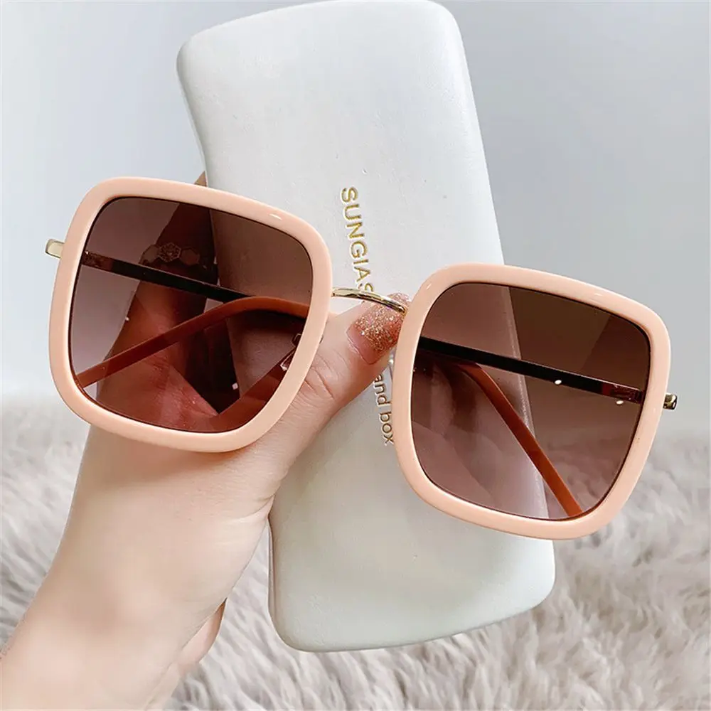 

Trendy UV400 Vintage Women Sun Glasses Oversized Sunglasses Men Shades Street Eyewear