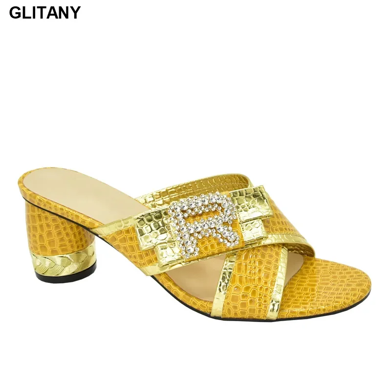 

Роскошные женские туфли на высоком каблуке высокого качества, свадебные туфли в африканском стиле, украшенные открытым носком Стразы