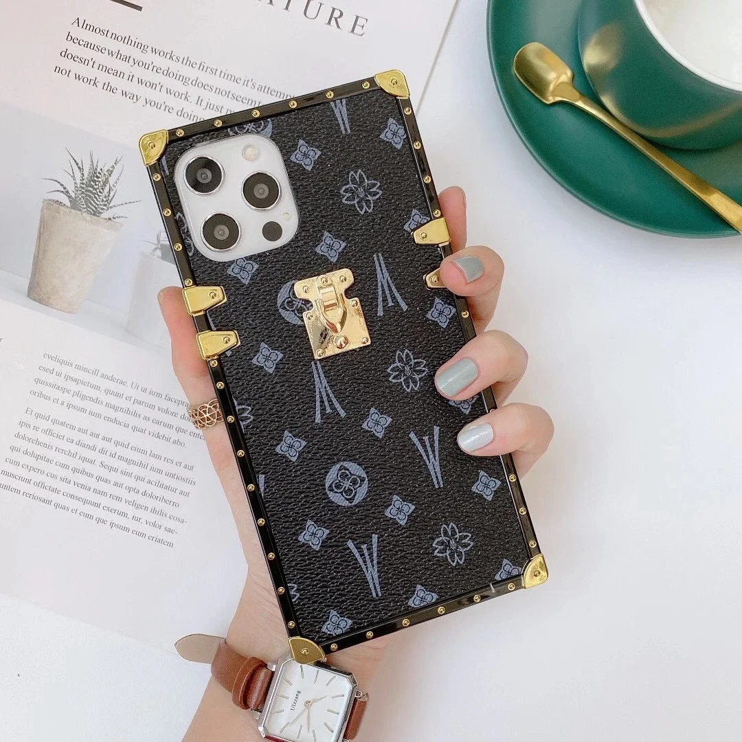 Luxury Geometric Leather Phone Case - Fashion Square Design