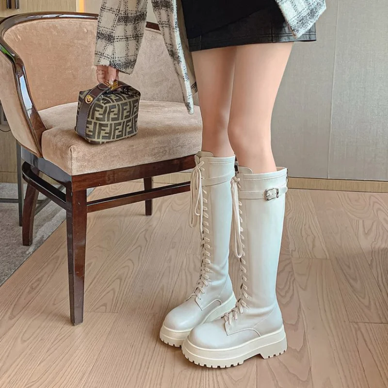 여성용 겨울 나이트 부츠, 무릎 높이 긴 스퀘어 힐, 레트로 두꺼운 오토바이 부츠, 블랙 화이트 보타스 무저, 신상 플랫폼