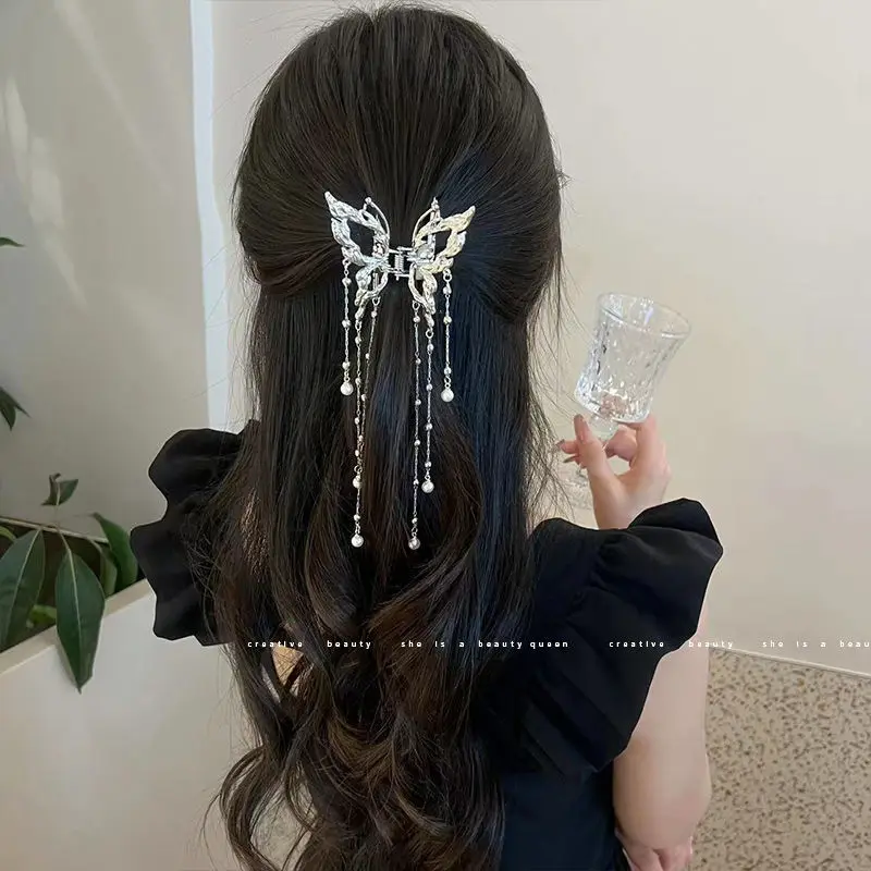 

2024 new liquid metal butterfly tassel pearl grab clip for women's hair clip, half tied ponytail shark clip