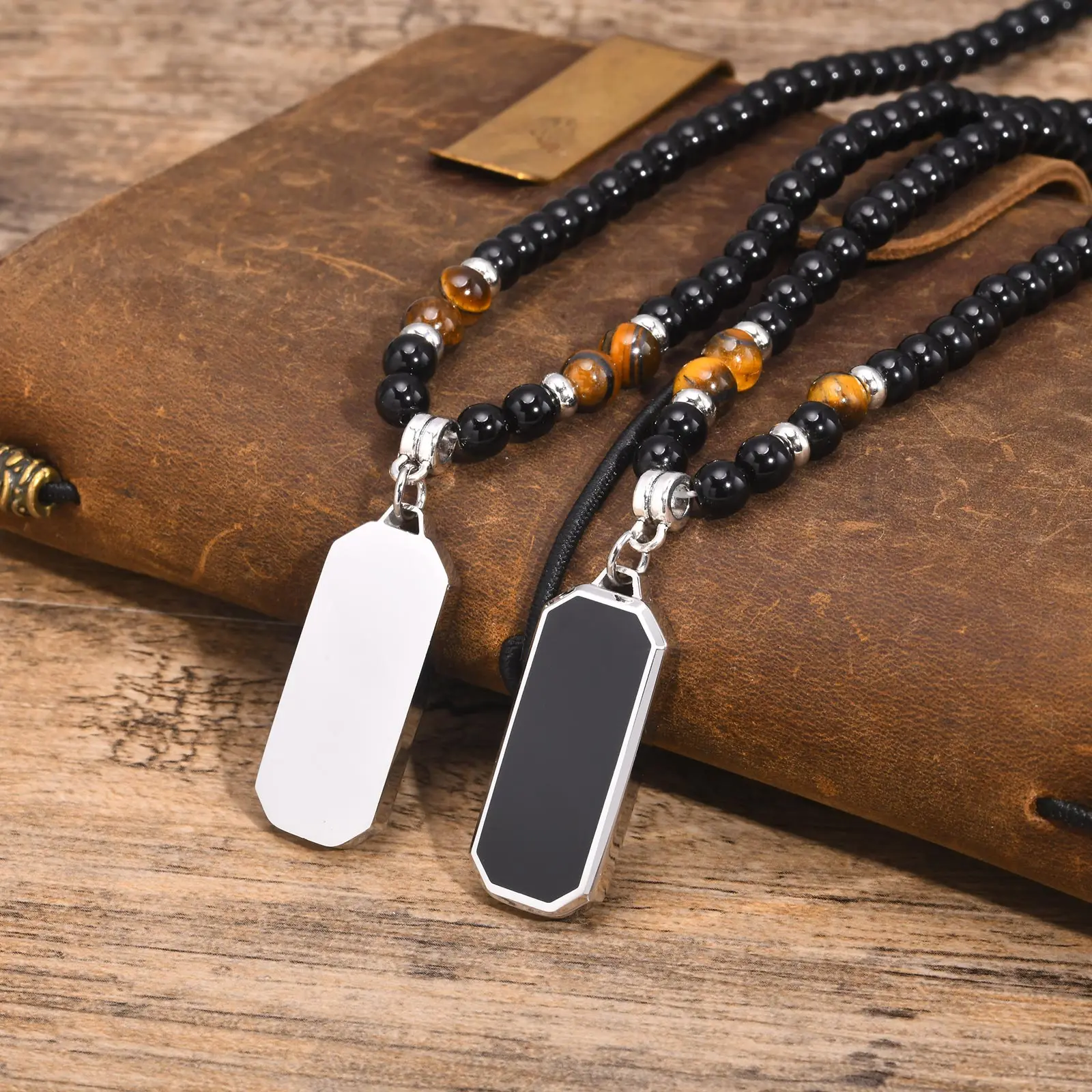 Schwarze geometrische Anhänger-Halsketten für Männer und Jungen, Tigerauge-Strang-Perlen-Halskette, wasserdichter Edelstahl-Schmuck