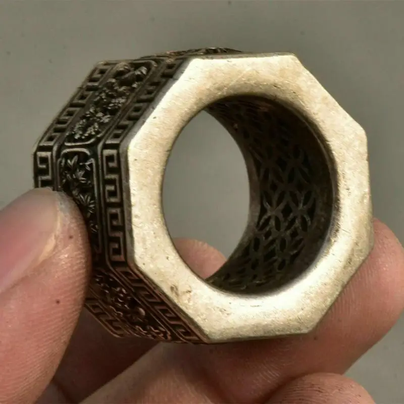 3.5Cm Old Chinese Miao Silver Dynasty Flower Hollowed Out Fingerstall Ring